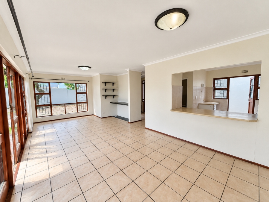 3 Bedroom Property for Sale in Edgemead Western Cape